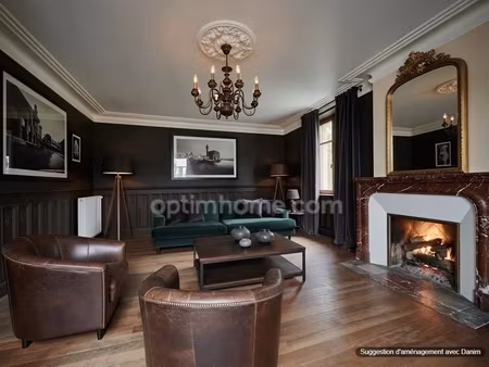 maison de 220m²  jusqu'à 7 chambres  possibilité de partie locative ou local professionnel