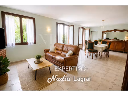 maison familiale meublée 5 pièces avec 4 chambres  garage et