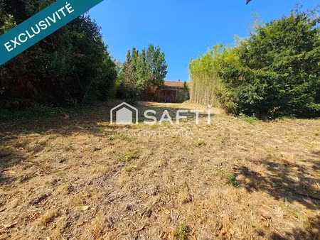 vente terrain à batir 650 m² à grues (85580)  73 000 €