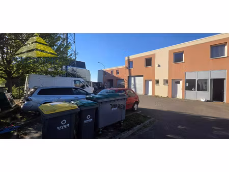 vente commerce 1 pièce 77 m² varennes-jarcy (91480)