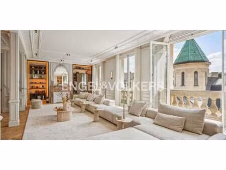 appartement triangle d’or - paris 8ᵉ (75)