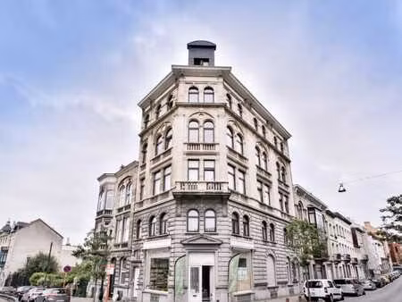 appartement lumineux louis bertrand
