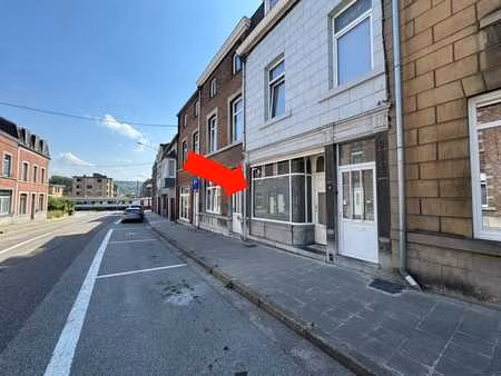 espace commercial / bureau / stockage d’environ 20 m²