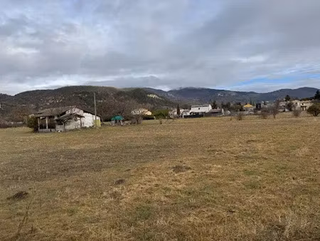 vente terrain 1375 m² à digne-les-bains (04000)  110 000 €