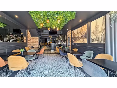 vente locaux professionnels 115 m² à brie-comte-robert (77170)  299 000 €