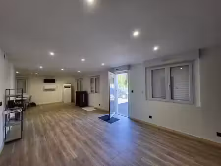 vente locaux professionnels 320 m² à montfort-sur-meu (35160)  270 000 €