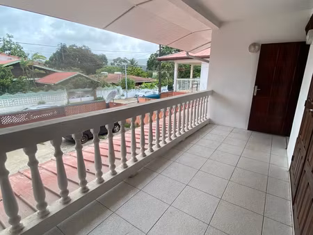 a louer : appartement t4 secteur balata-est à matoury (97351