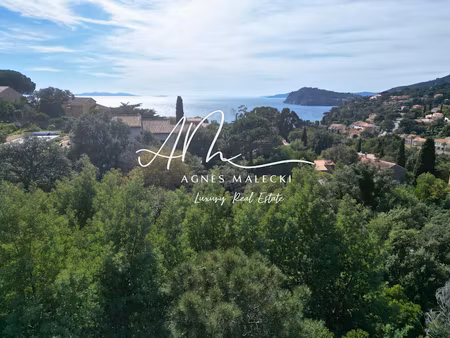 vente terrain 2035 m² à rayol-canadel-sur-mer (83820)  660 000 €