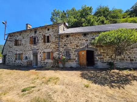 ancien corps de ferme chaudes-aigues (ventuéjols)