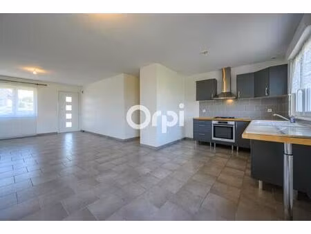 plain-pied de 79 m² à fressain avec garage