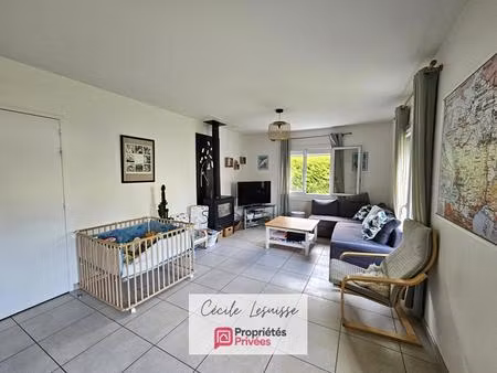 pavillon viable de plain-pied en très bon état  sur sous-sol complet