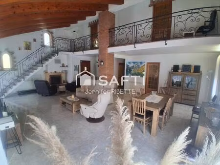 220 m² hab  150 m²sous-sol  vue albères