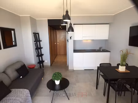 studio renove avec vue mer
