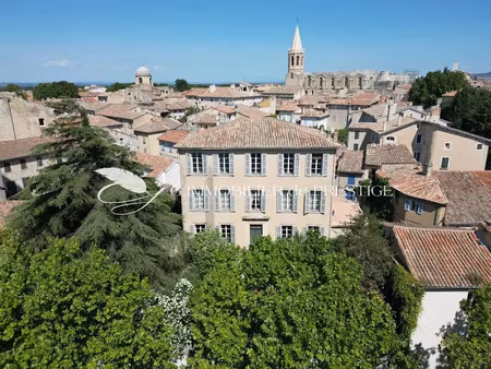 vente locaux professionnels 10 pièces 450 m² à carpentras (84200)  895 000 €