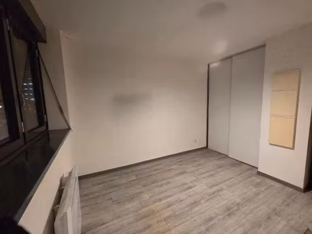 location appartement 1 pièce 20 m² à lyon 3ème (69003)  600 €