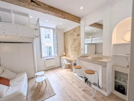location meublée appartement 1 pièce 23 m² à montpellier (34000)  610 €