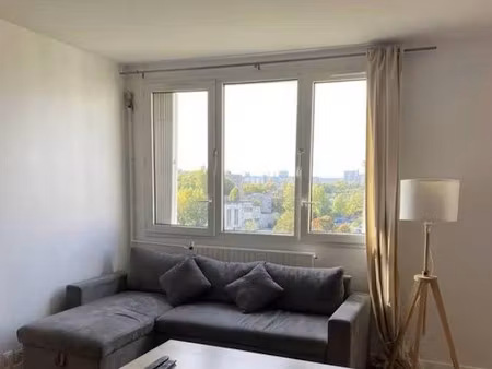 location meublée appartement 1 pièce 11 m² à saint-denis (93200)  660 €