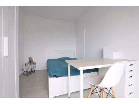 location meublée appartement 4 pièces 72 m² à saint-etienne-du-rouvray (76800)  375 €