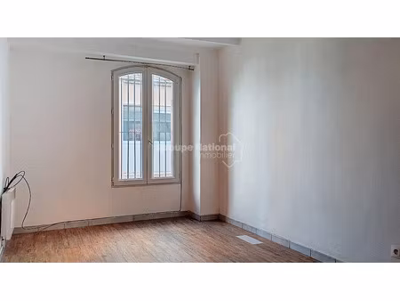 location appartement 1 pièce 27 m² à bollene (84500)  225 €