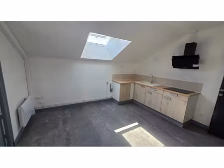 location appartement 2 pièces 24.88 m² à falaise (14700)  375 €