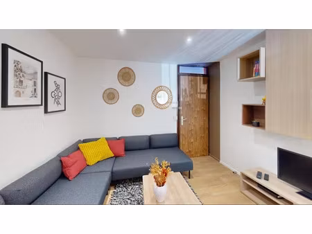 location meublée appartement 1 pièce 72 m² à bron (69500)  490 €
