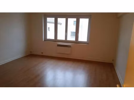location appartement 1 pièce 40 m² à nancy (54000)  495 €