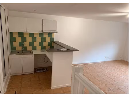 location appartement 1 pièce 36 m² à marseille 5ème (13005)  520 €