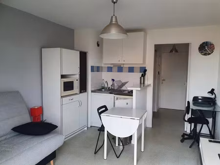 location meublée appartement 1 pièce 20 m² à toulouse (31000)  525 €