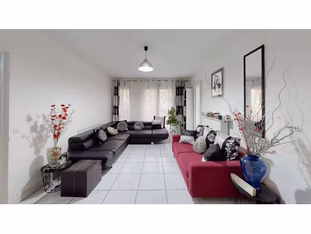 location meublée appartement 4 pièces 80 m² à villiers-sur-marne (94350)  530 €