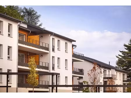 location appartement 2 pièces 40 m² à bourg-en-bresse (01000)  554 €