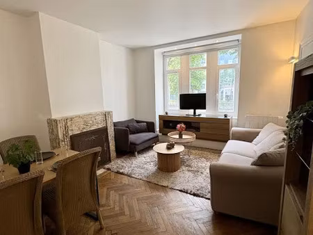 location meublée appartement 1 pièce 15 m² à lille (59000)  600 €