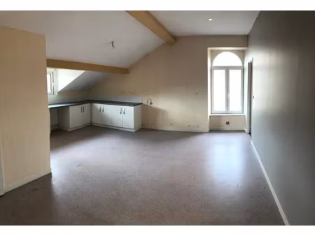 location appartement 3 pièces 88 m² à annonay (07100)  580 €