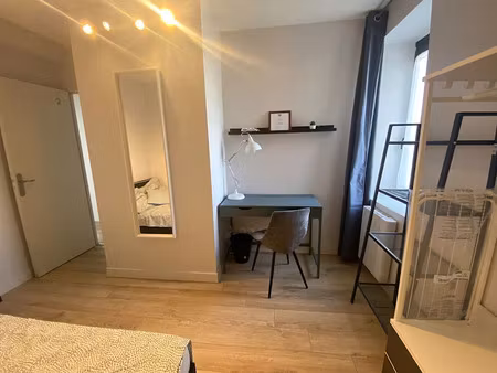 location meublée chambre 9 pièces 148.38 m² à villeurbanne (69100)  488 €