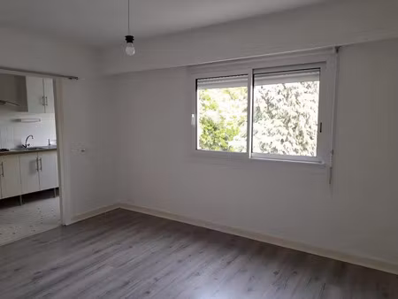 location appartement 1 pièce 32 m² à nantes (44000)  615 €