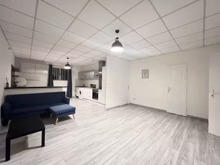 location meublée appartement 2 pièces 61.57 m² à biguglia (20620)  650 €