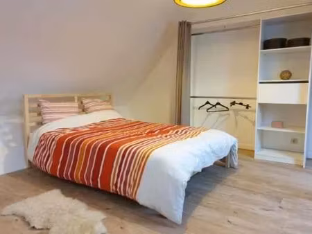 location meublée appartement 3 pièces 65 m² à amiens (80000)  820 €