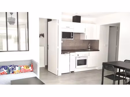 location meublée appartement 2 pièces 34 m² à fontenay-aux-roses (92260)  926 €