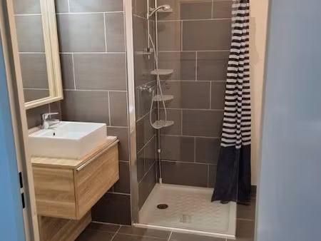 location appartement 2 pièces 42 m² à montpellier (34000)  797 €