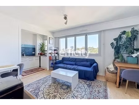 appartement 2 pièces - 43 m²