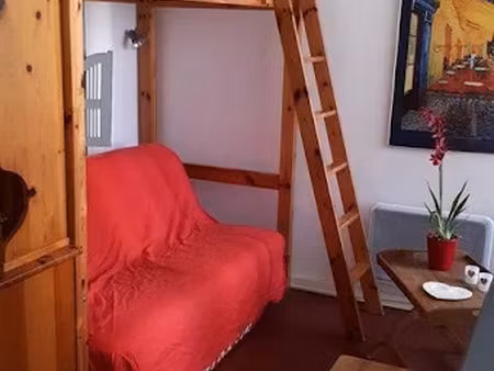 location meublée appartement 1 pièce 24 m² à nice (06000)  850 €