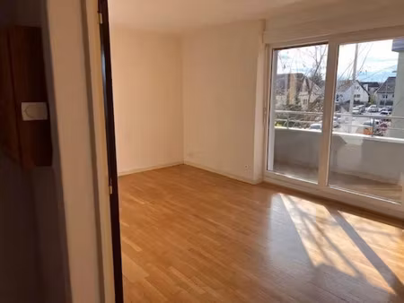 location appartement 4 pièces 86 m² à strasbourg (67000)  745 €