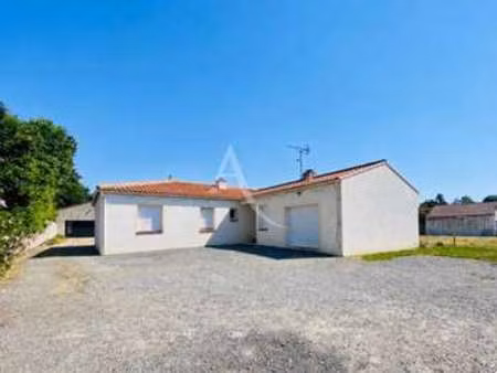 vente maison à saint-philbert-de-grand-lieu (44310) : à vendre / 117m² saint-philbert-de-g