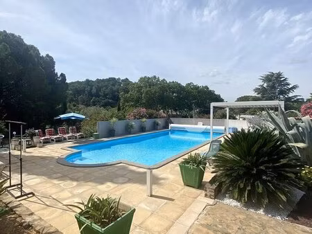 villa