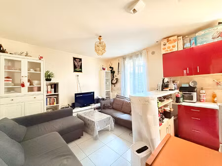 vitry s/s  appartement 3 pièce(s) 43 m2