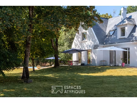 maison familiale  son jardin arboré et sa piscine - saint etienne de montluc
