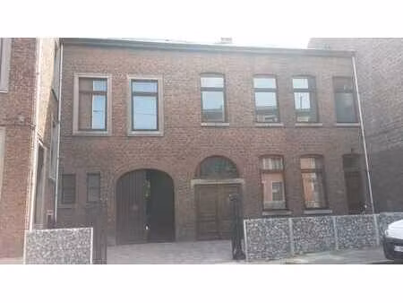 appartement 1 chambre à louer avec jardin privatif