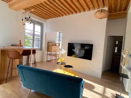 location meublée appartement 2 pièces 39 m² à lyon 2ème (69002)  1 066 €