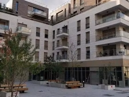 location meublée appartement 2 pièces 38 m² à chaville (92370)  1 280 €