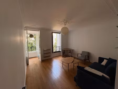 location meublée appartement 2 pièces 43 m² à paris 17ème (75017)  1 800 €