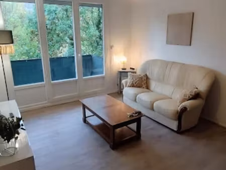 location meublée appartement 2 pièces 47 m² à rouen (76000)  700 €
